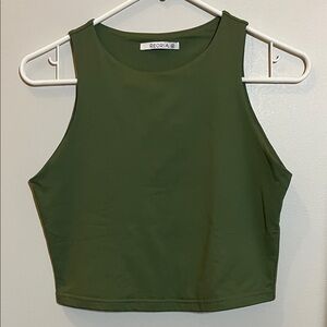 ReoRia Olive Green Crop Tank with High Neck - Size Medium